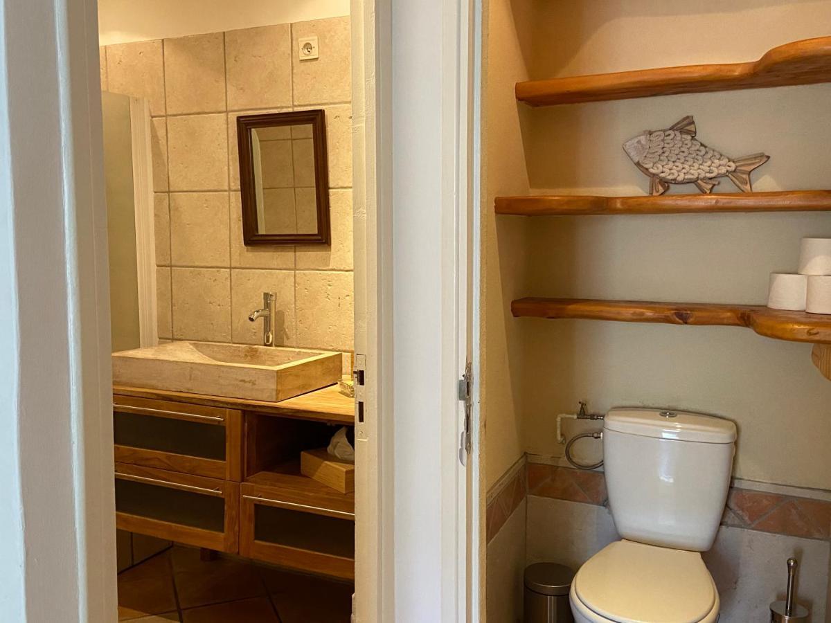 Auberge Gekko Ornaisons ภายนอก รูปภาพ