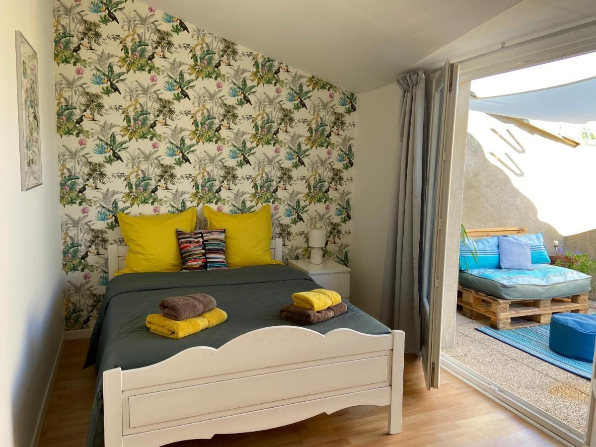 Auberge Gekko Ornaisons ภายนอก รูปภาพ